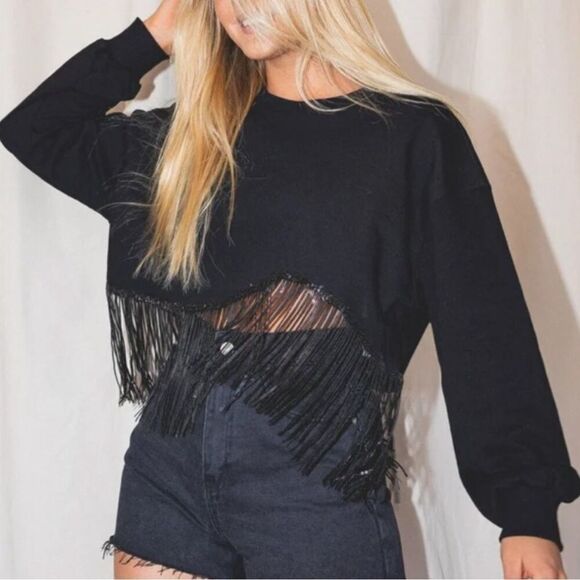 ✨ Le Lis Black Crop Top Sweatshirt with Sequin Fringe Detail Medium - Picture 1 of 13